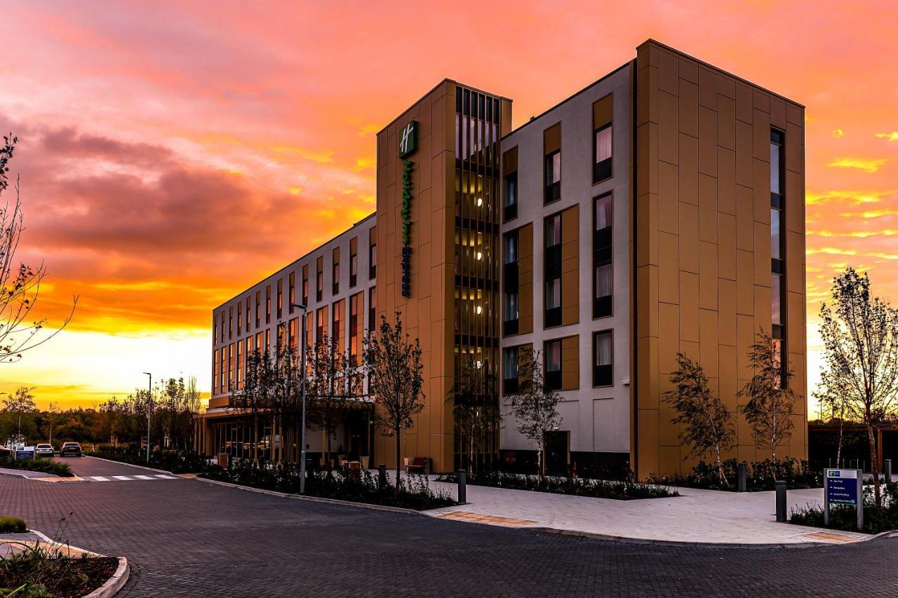 Holiday Inn Express - Bicester By Ihg エクステリア 写真